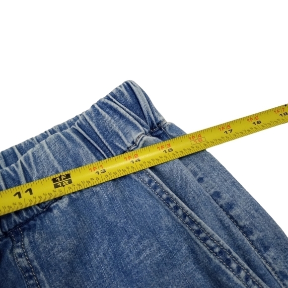 Juicy Couture Light Wash Destroyed Knee Pocket Joggers Size Medium - Picture 7 of 11